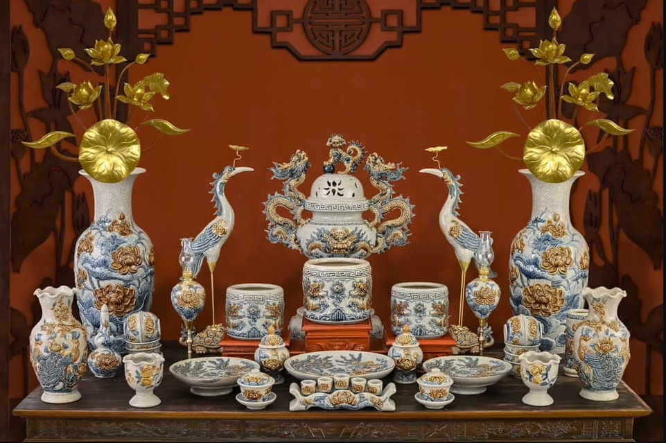 Bộ đỉnh hạc gốm sứ Bát Tràng